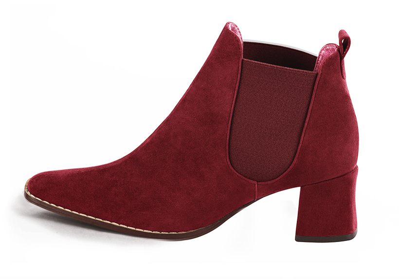Burgundy red women's ankle boots, with elastics. Square toe. Medium block heels. Profile view - Florence KOOIJMAN